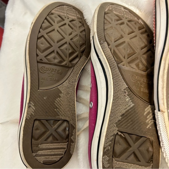 Women’s size 9 Converse All-Star Magenta and Coral Sneakers - Picture 13 of 13